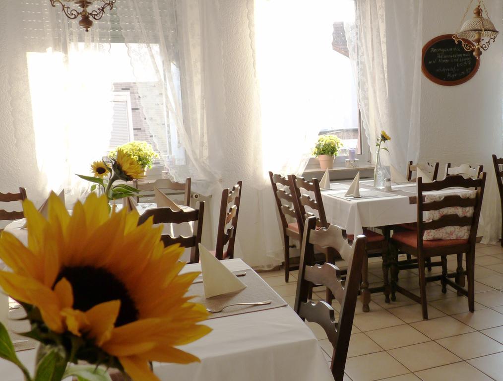 Landgasthof Zur Sonne I Hotel & Restaurant Neuburg am Rhein Zewnętrze zdjęcie