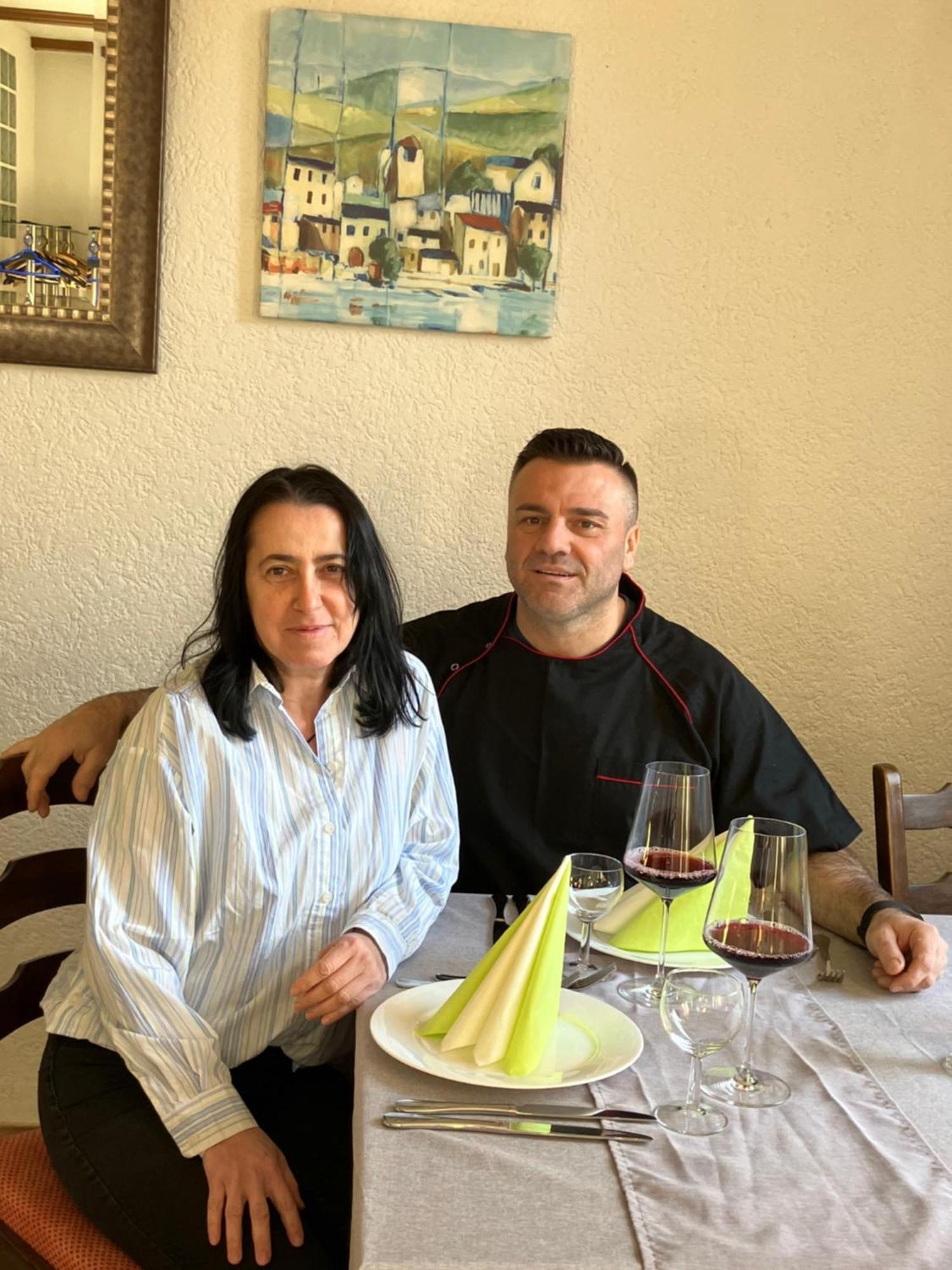 Landgasthof Zur Sonne I Hotel & Restaurant Neuburg am Rhein Zewnętrze zdjęcie