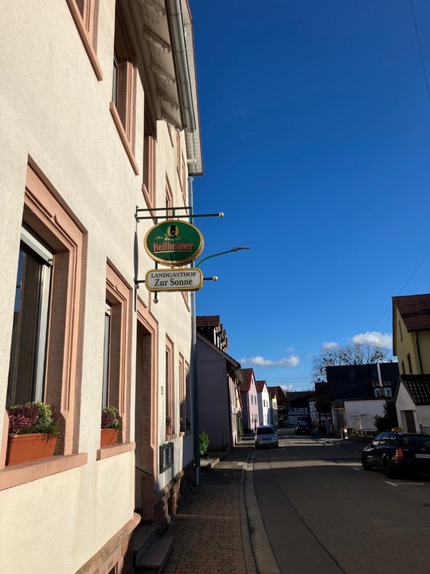 Landgasthof Zur Sonne I Hotel & Restaurant Neuburg am Rhein Zewnętrze zdjęcie