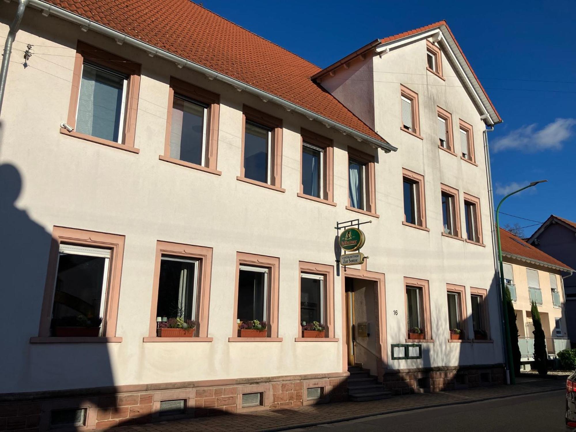 Landgasthof Zur Sonne I Hotel & Restaurant Neuburg am Rhein Zewnętrze zdjęcie